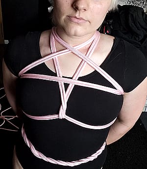 Had a lot of excess rope so I went with this braided belt on my waist. Self riggers what is your go to when you've got excess you want to make look nice?'